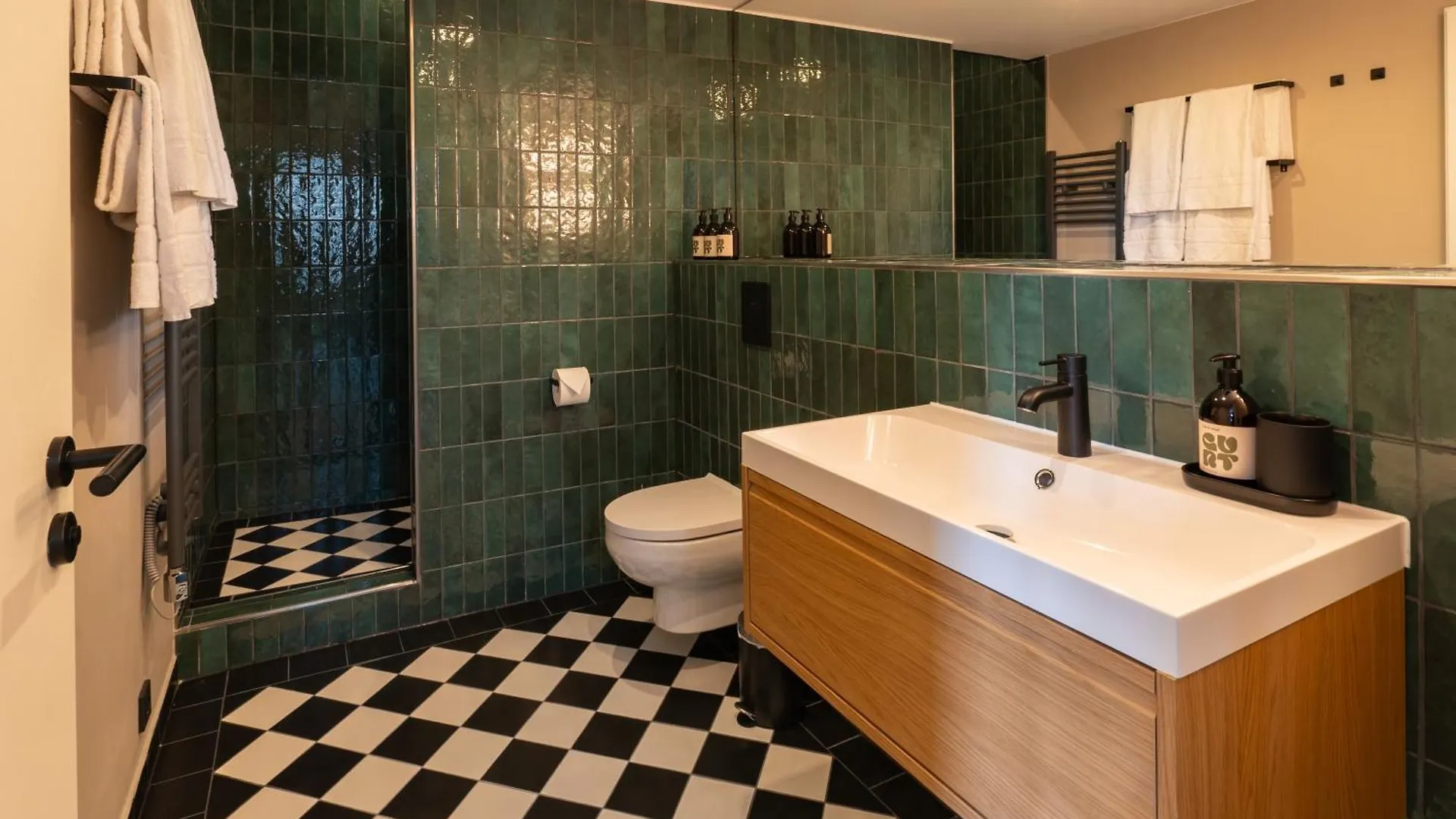 The Charming By Curt Suites Berlín 4*,  Německo
